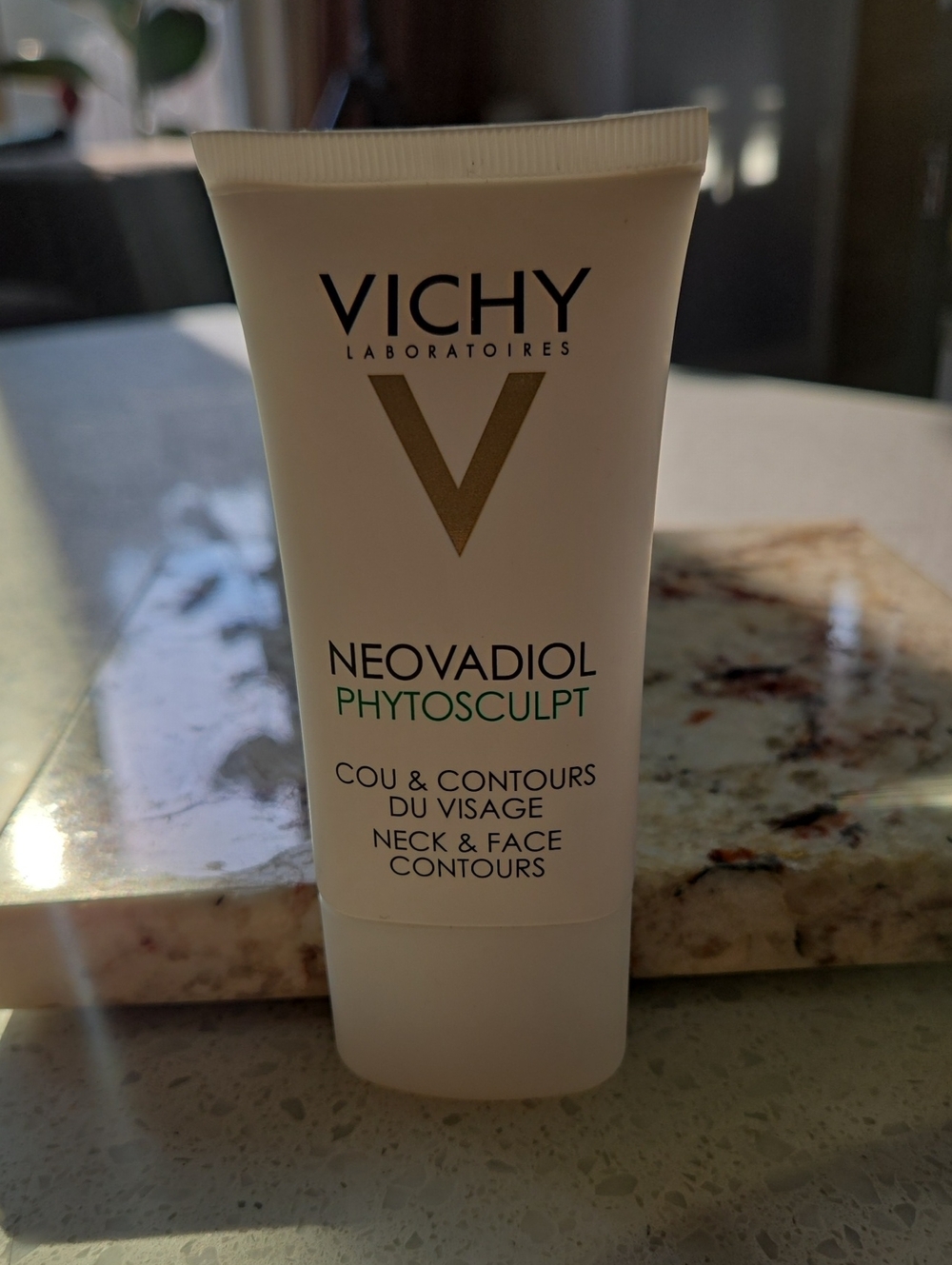 Vichy Neovadiol Phytosculpt Neck & Face Contours Cream - White